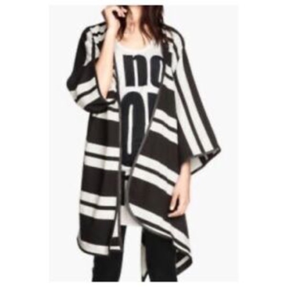 H&M Black and White Striped Cape Jacket - Picture 3 of 8